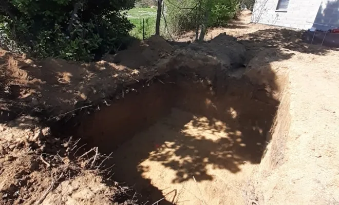 Terrassement pour la pose de la cuve